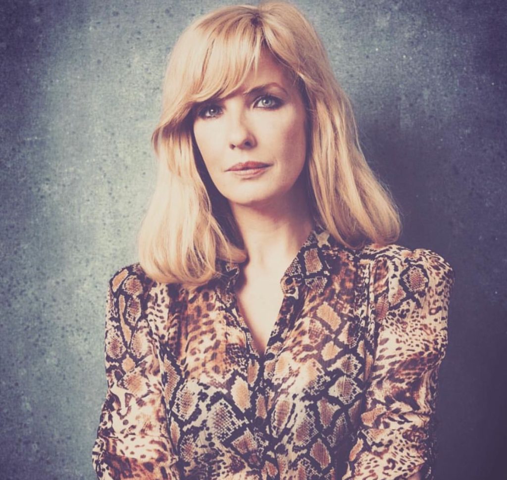 kelly reilly husband 